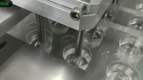 牙刷盒贴标机 全自动牙刷贴标机 牙刷厂用一台贴标机解决了招不工人的烦恼