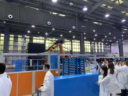 探访中国首家高端装备5g工厂 减员75 ,效率提升超三成